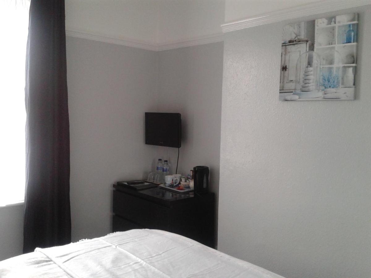 South Rising Guest House Poole Buitenkant foto
