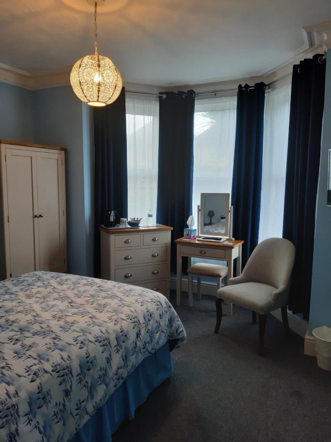 South Rising Guest House Poole Buitenkant foto