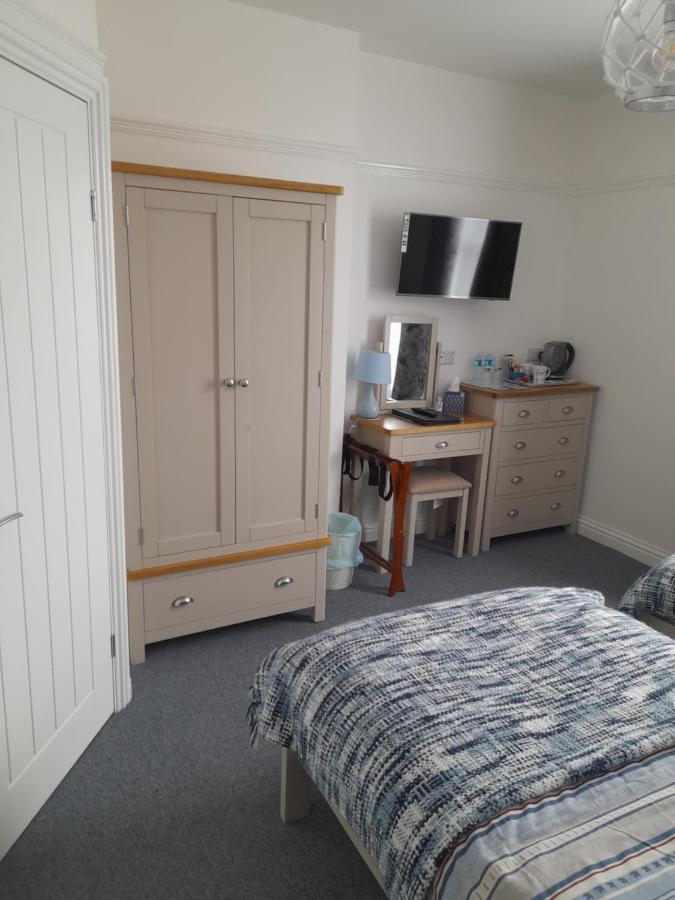 South Rising Guest House Poole Buitenkant foto